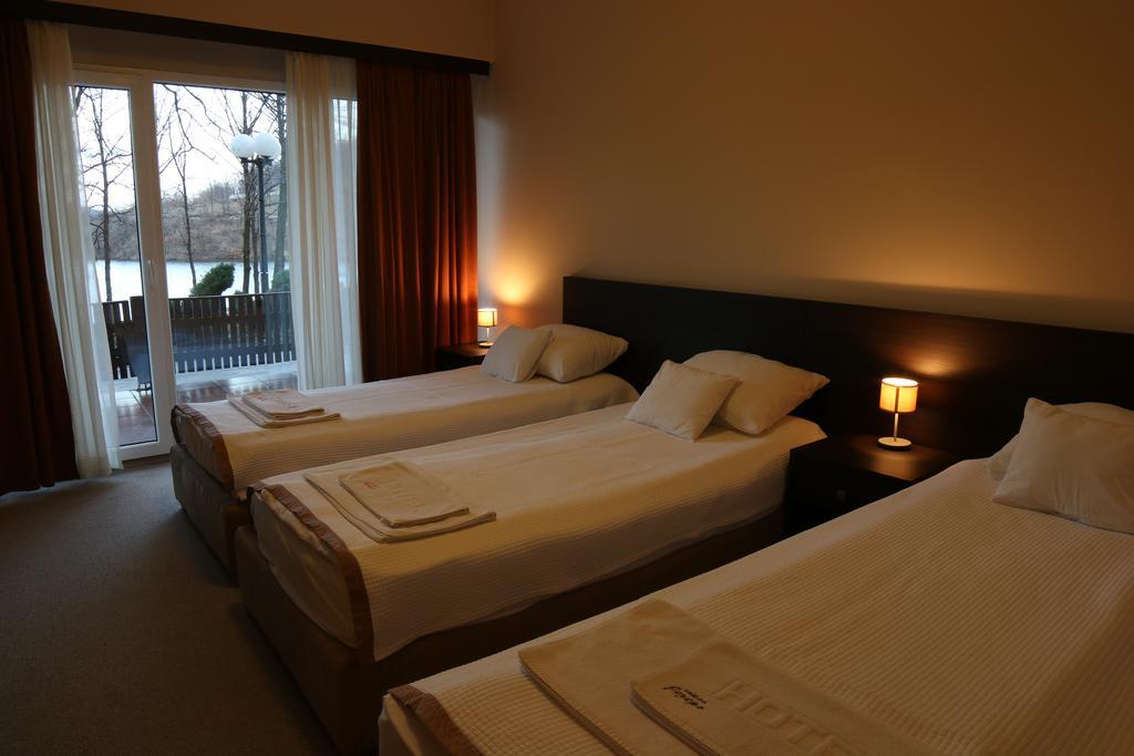 Hotel Jezero บอร์ ภายนอก รูปภาพ