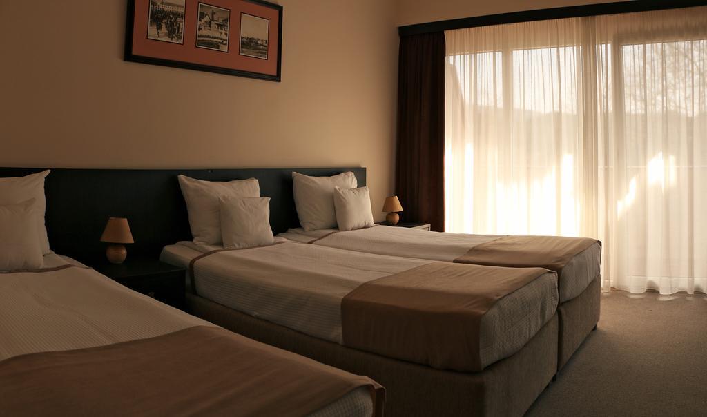 Hotel Jezero บอร์ ภายนอก รูปภาพ