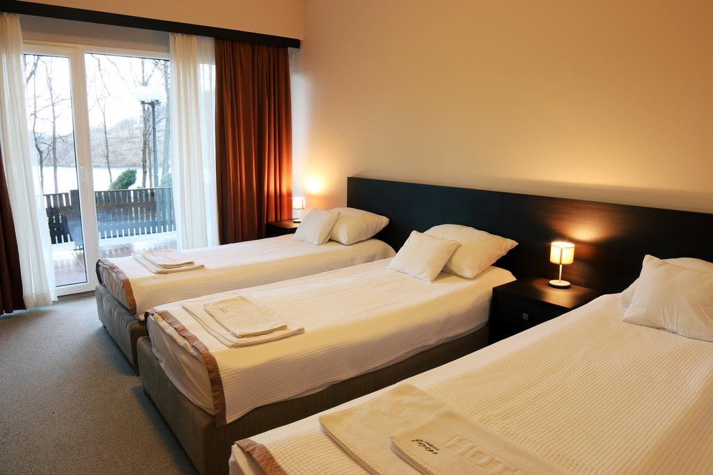 Hotel Jezero บอร์ ภายนอก รูปภาพ
