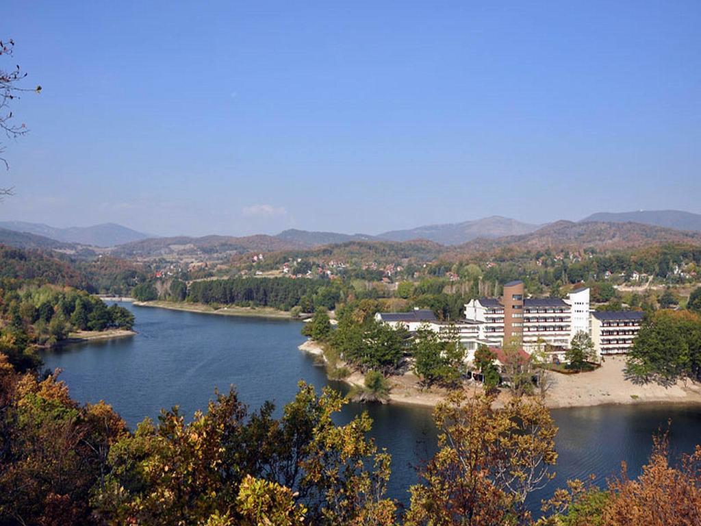 Hotel Jezero บอร์ ภายนอก รูปภาพ